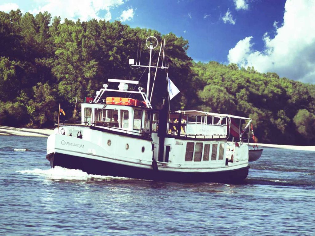 Willkommen an Bord der Carnuntum – dem Schiff für Ihr Event