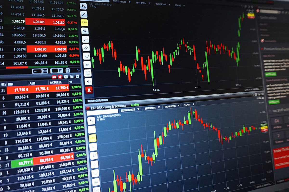 Titelbild zu „Online-Trading: Darauf sollte man bei der Brokerwahl achten“