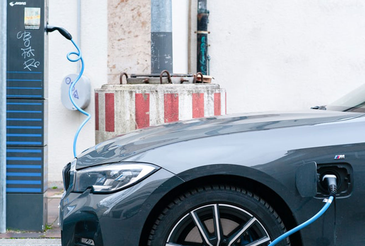 Titelbild zu „Hat Batterieleasing Zukunft und weitere News“