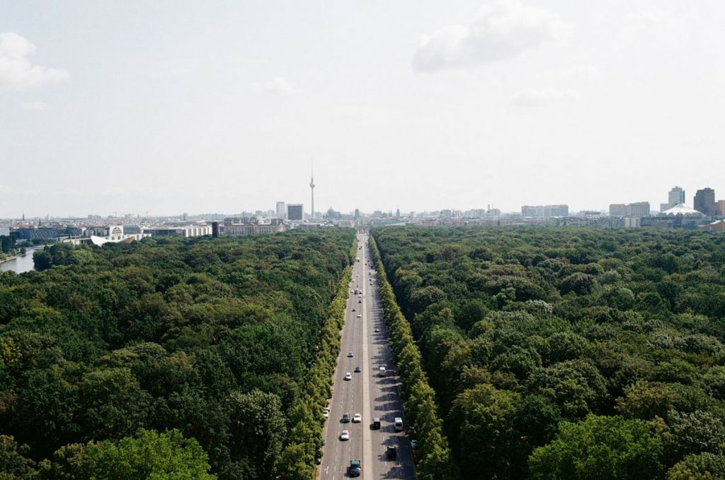 „Vehicle-to-Grid“ – Elektroautos helfen beim Stromsparen