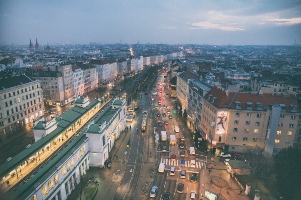 Geschäftsreise – mit dem Auto zum Termin nach Österreich fahren
