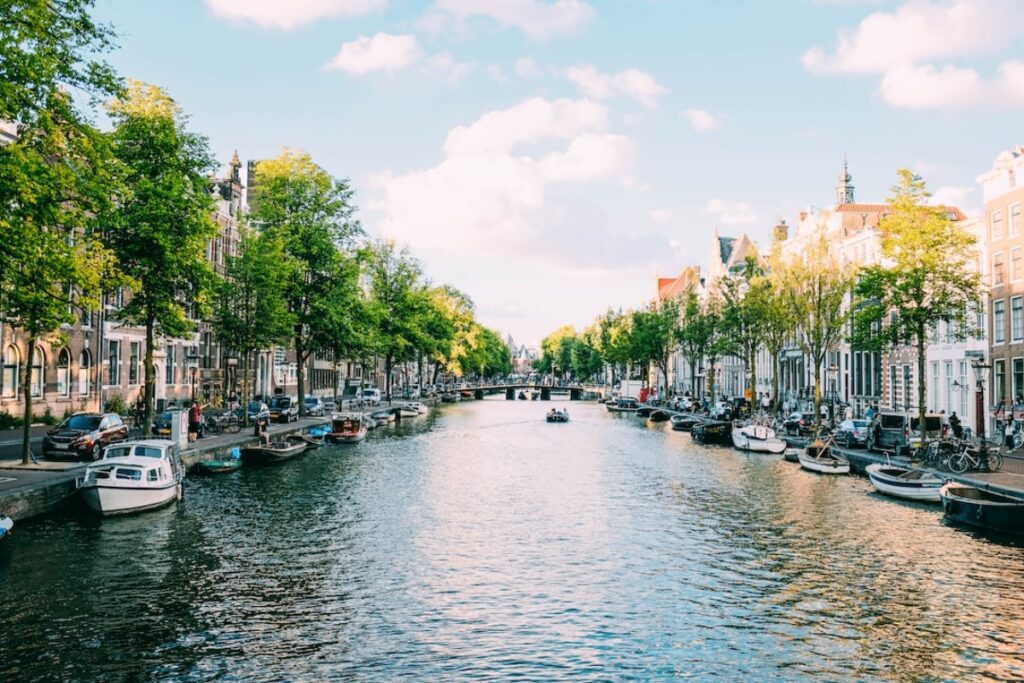 Grachtenfahrt Amsterdam: Das perfekte Geschenk für besondere Stunden